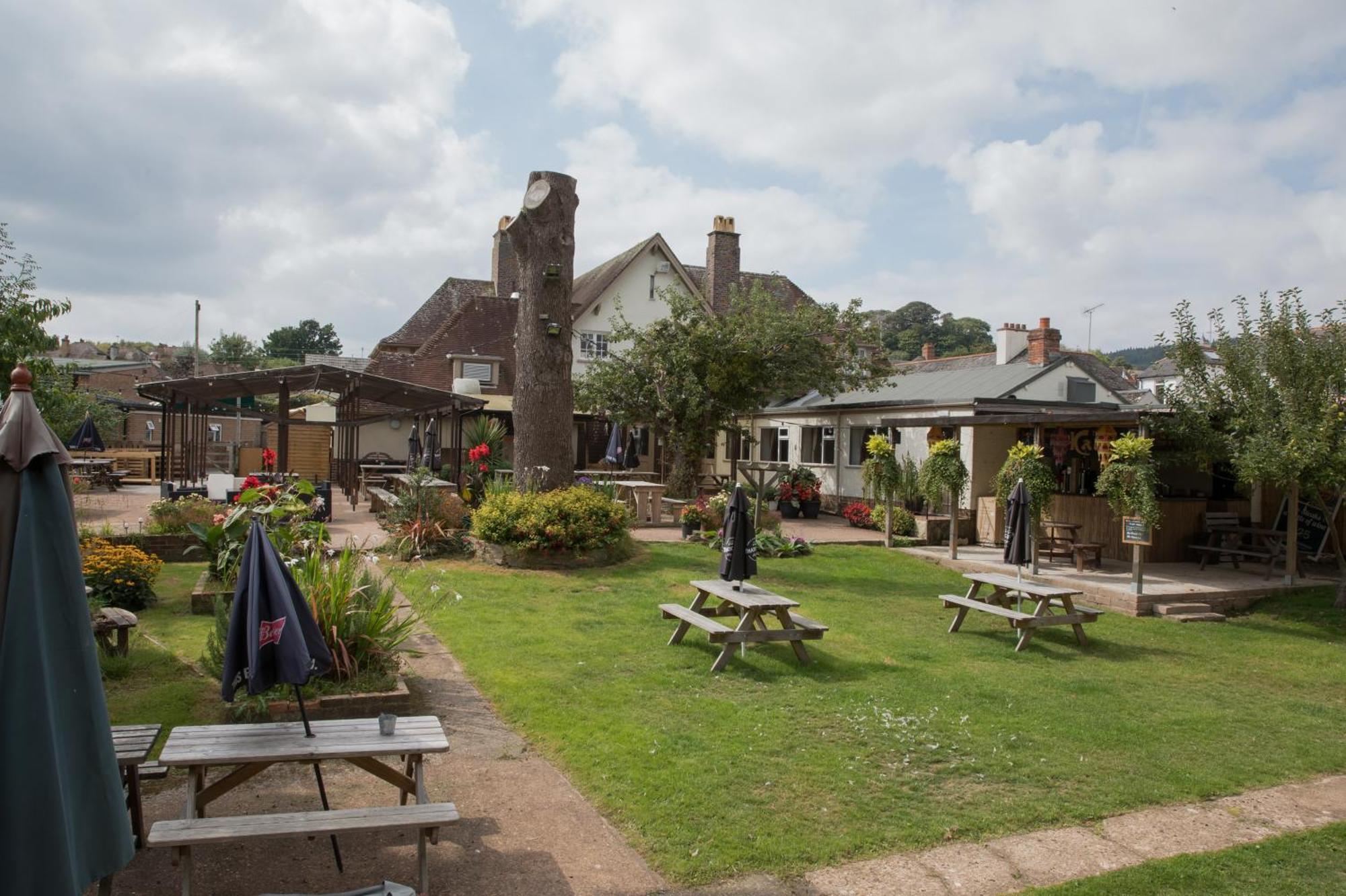 Balfour Arms Sidmouth Quarto foto